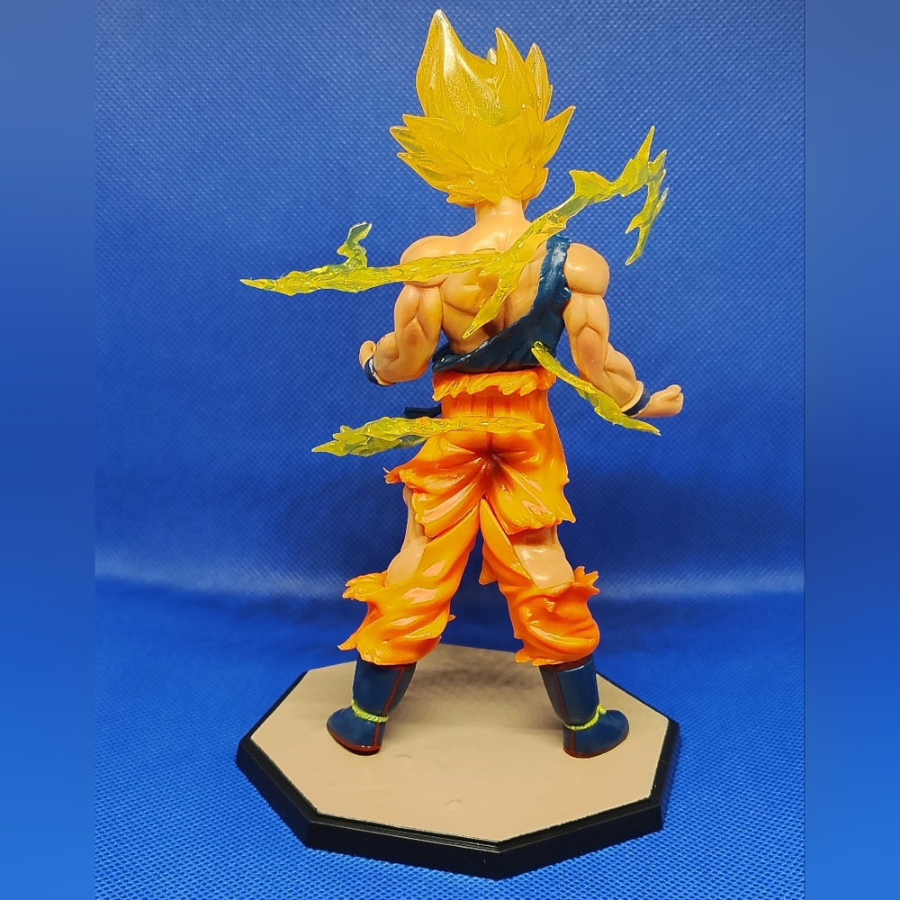 Dragon Ball Z Action Figure - Picture 3 of 5